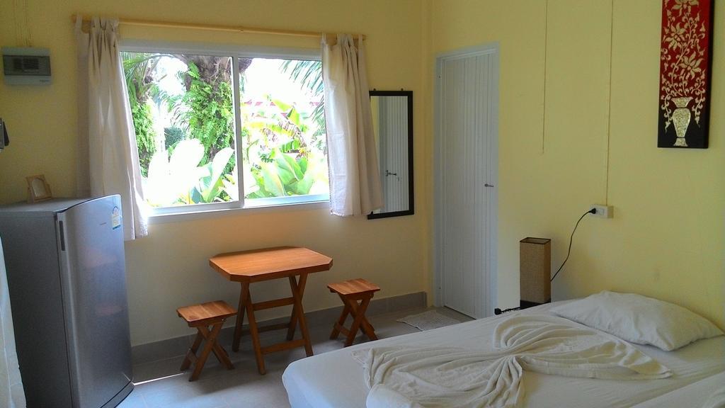 Aathid Garden Khao Lak Villa Rum bild